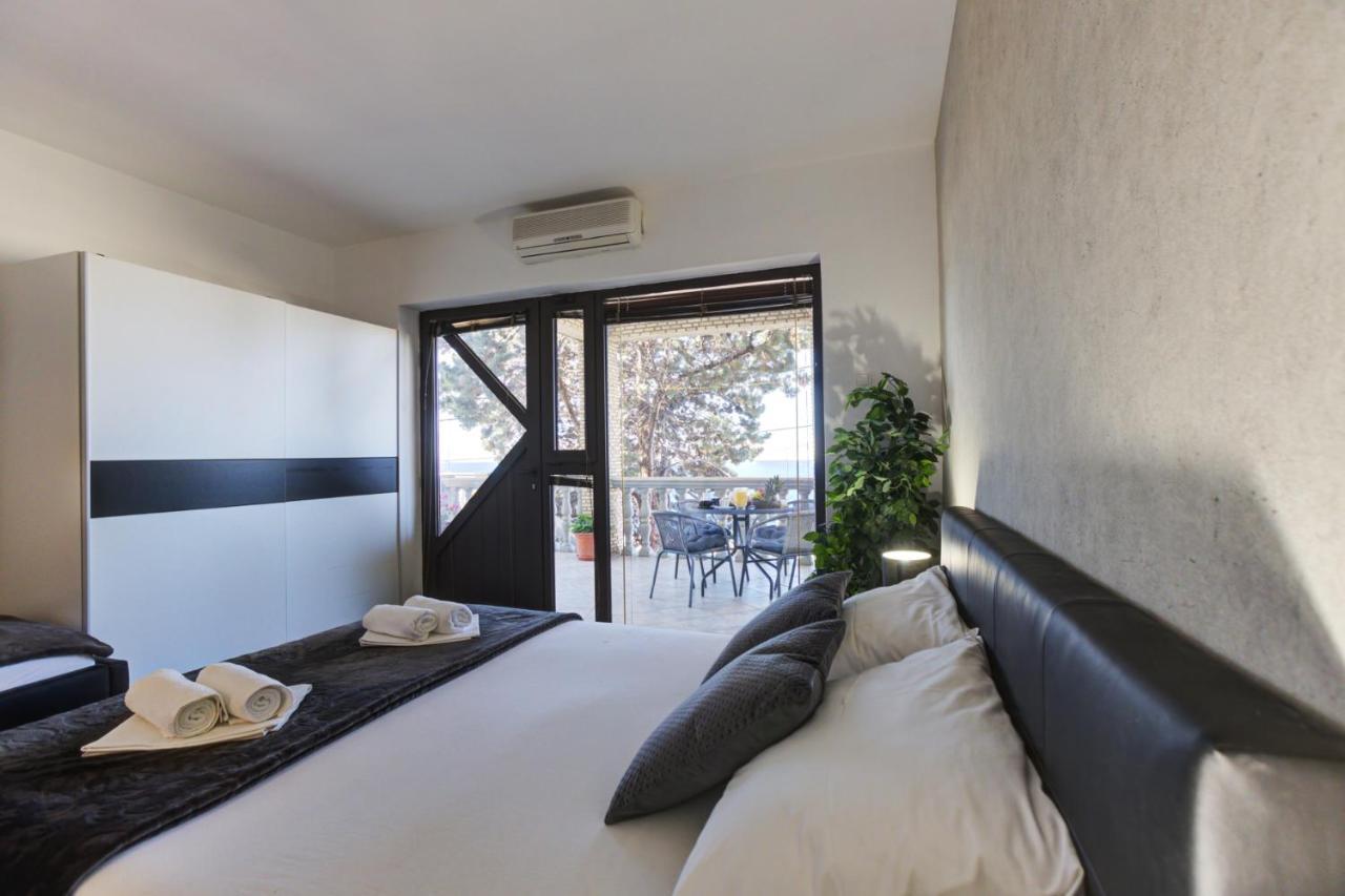 Apartments Matia Senj  Exterior foto