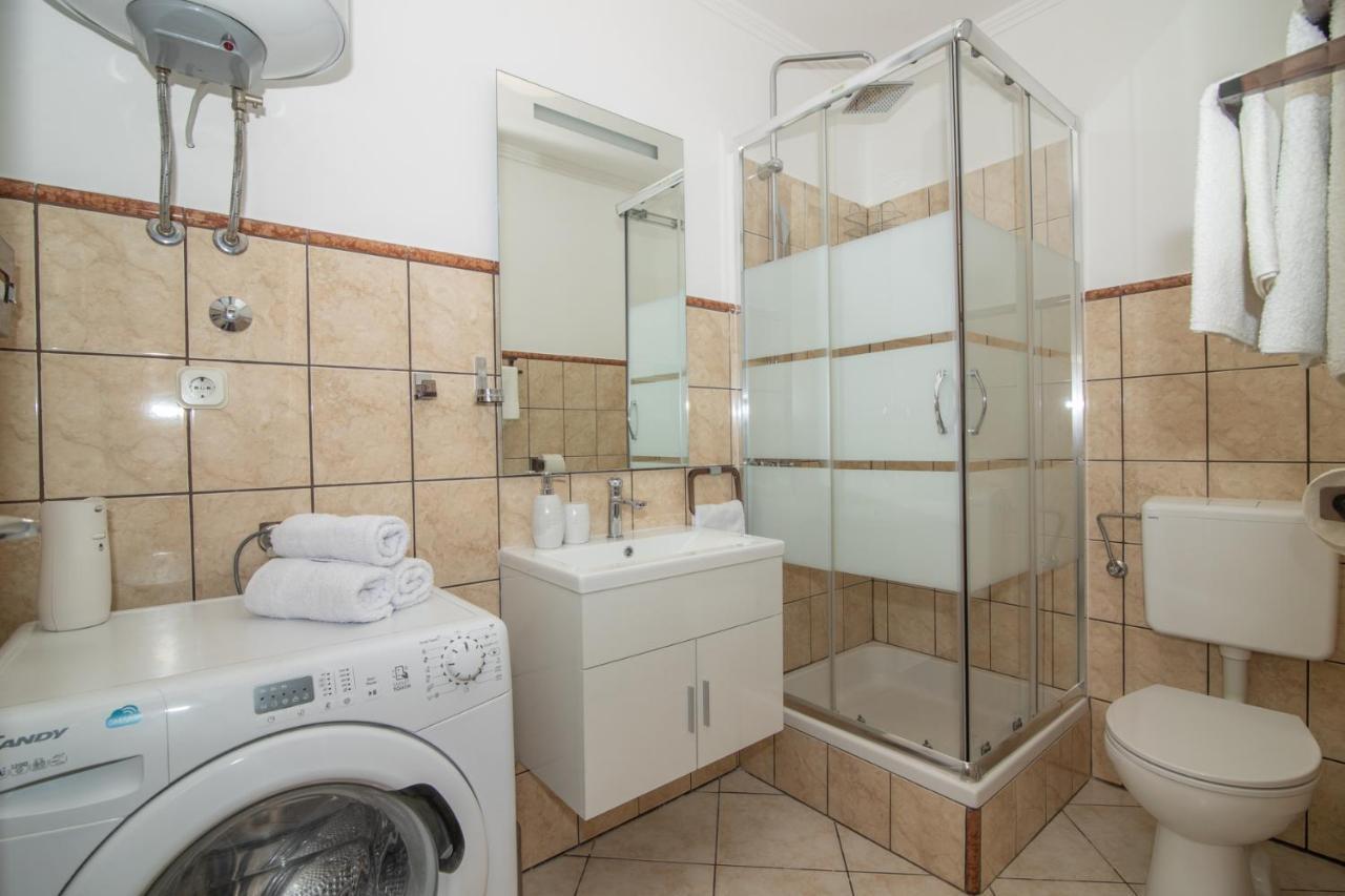 Apartments Matia Senj  Exterior foto